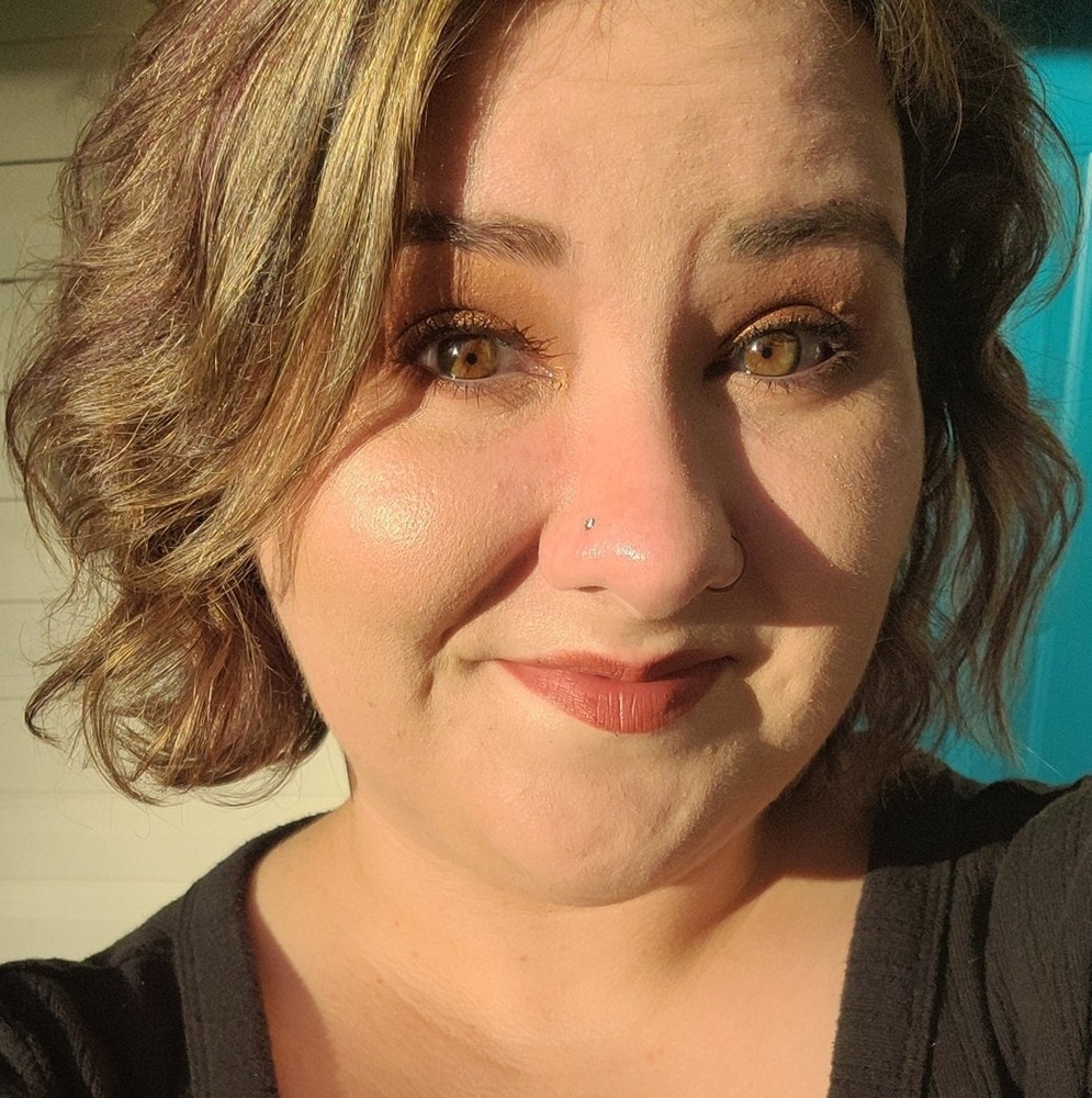 Meet your Posher, Victoria